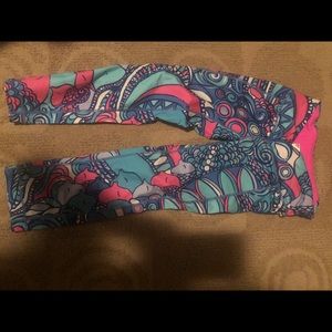 Lilly Pulitzer fish cropped leggings